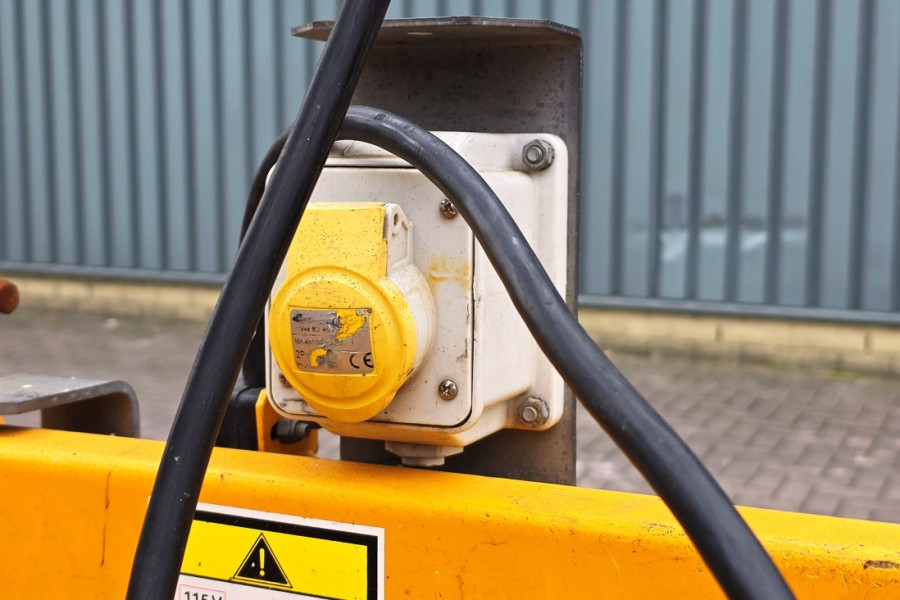 haulotte-compact-10-nr-90459-6-1775140775frIPa.jpg