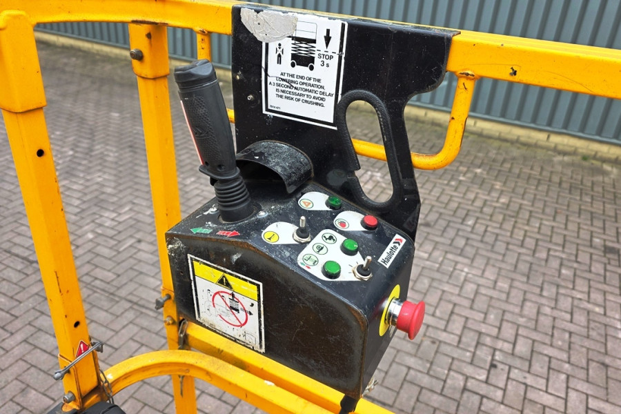 haulotte-compact-10-nr-90459-8-1775140775Hsq71.jpg