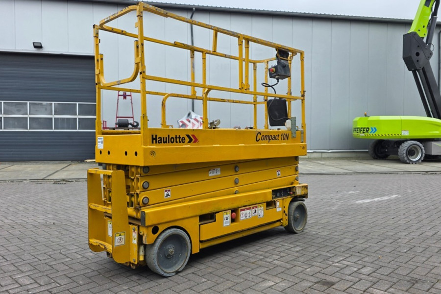 haulotte-compact-10n-2014-nr-90581-3-17752006546DeAU.jpg