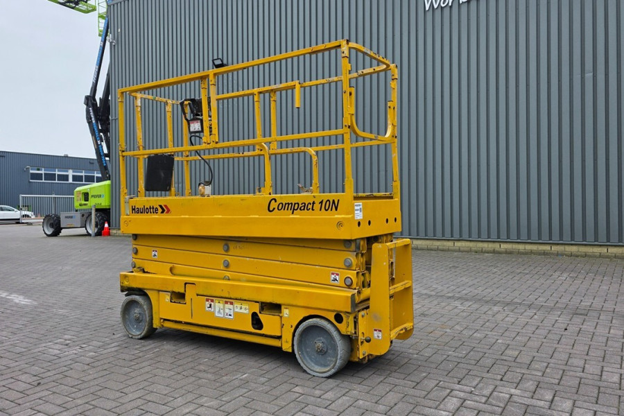 haulotte-compact-10n-2014-nr-90581-4-1775200655OHyja.jpg