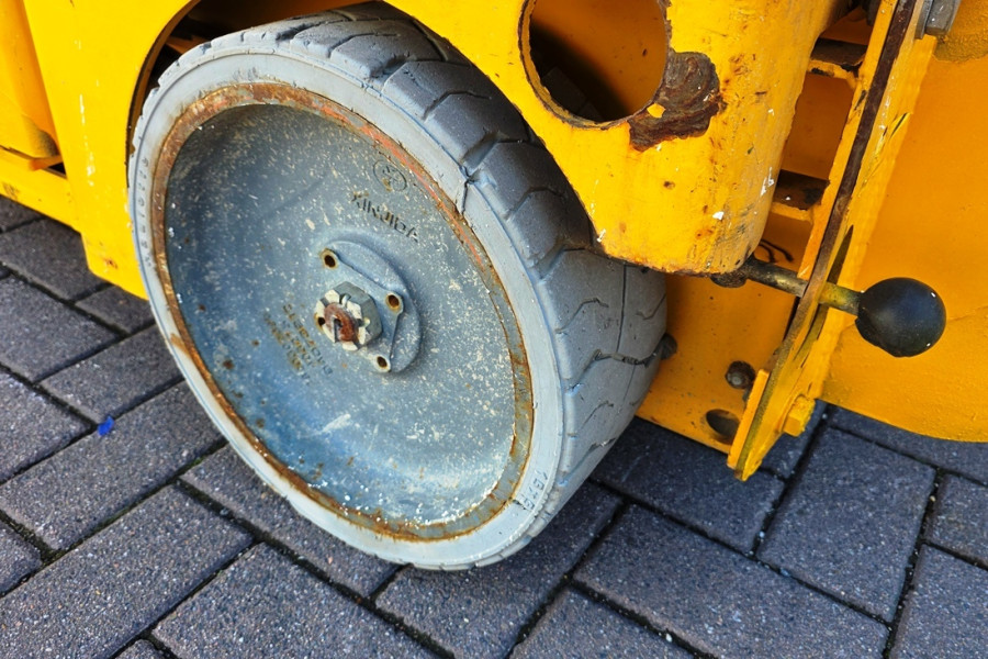 haulotte-compact-8-nr-90750-11-17755721266hmk2.jpg