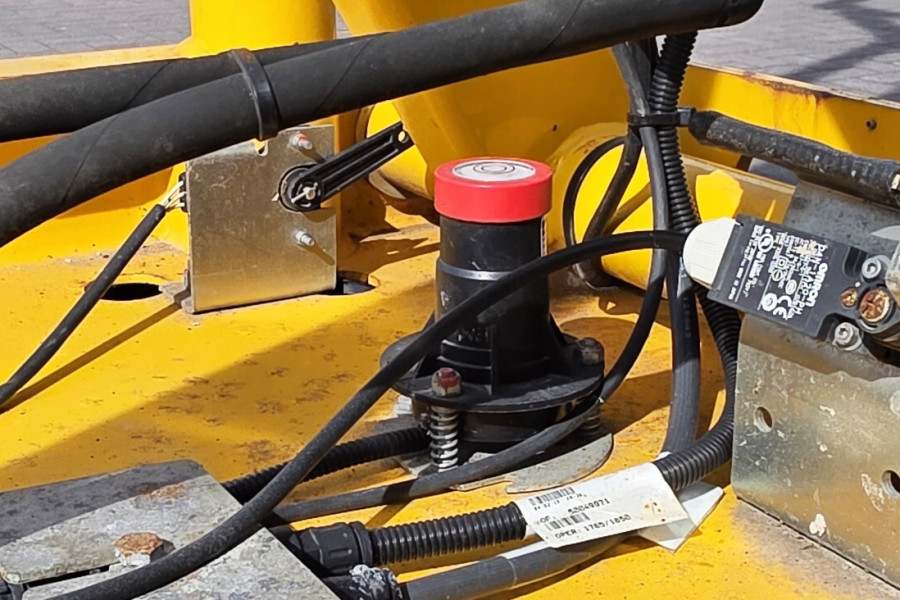 haulotte-compact-8-nr-90583-14-177582356877SXo.jpg