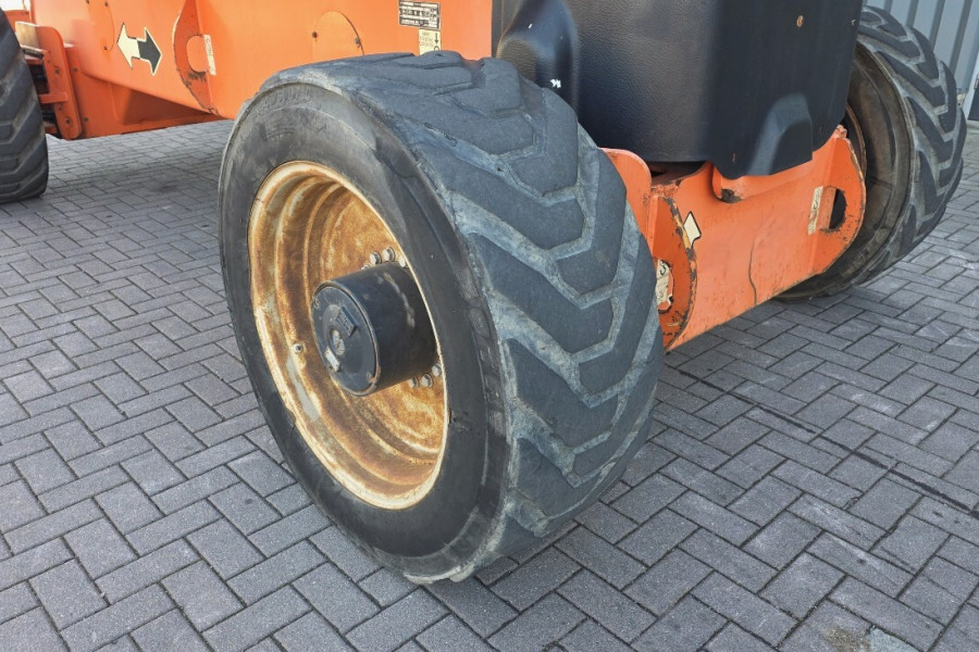 jlg-1250ajp-2013-nr-90437-5-1775826922wYkTk.jpg