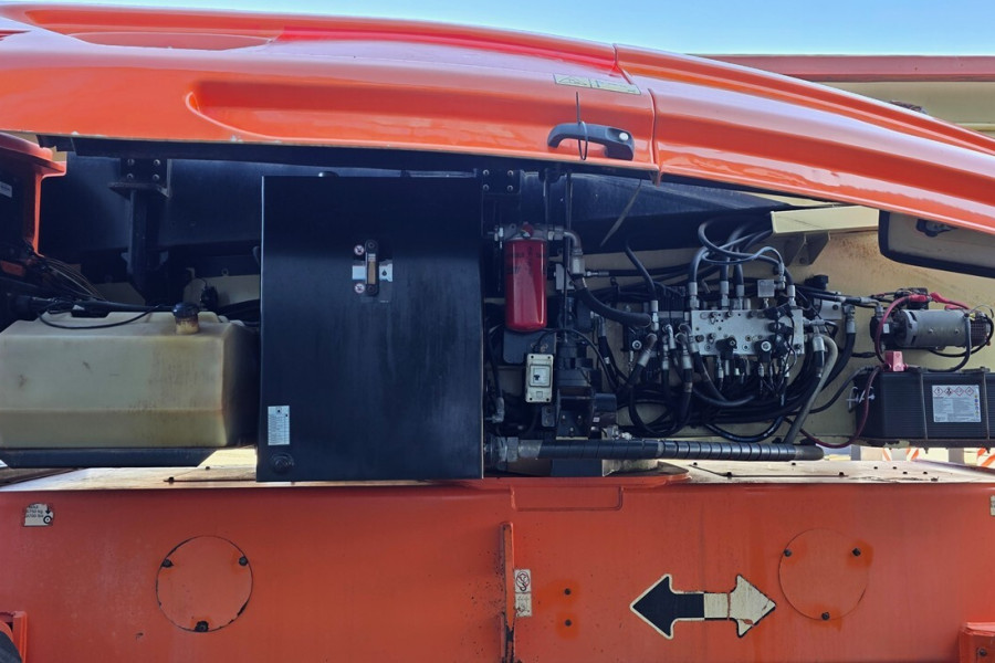 jlg-1250ajp-2013-nr-90437-11-17758269235z8Ko.jpg