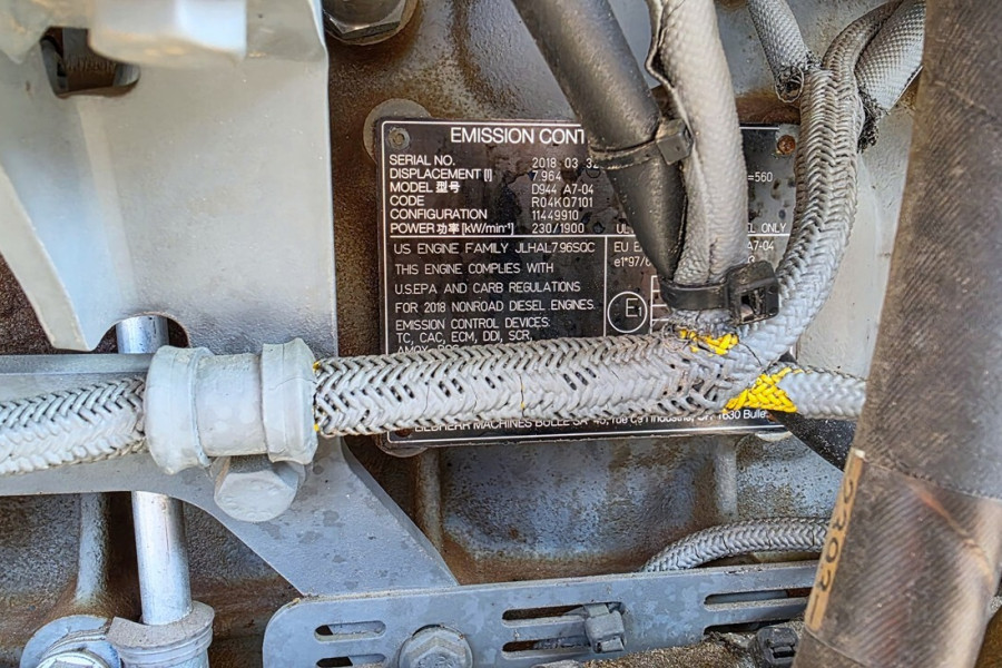liebherr-ltm1200-51-2018-nr-64128-22-1776175602dQk4o.jpg