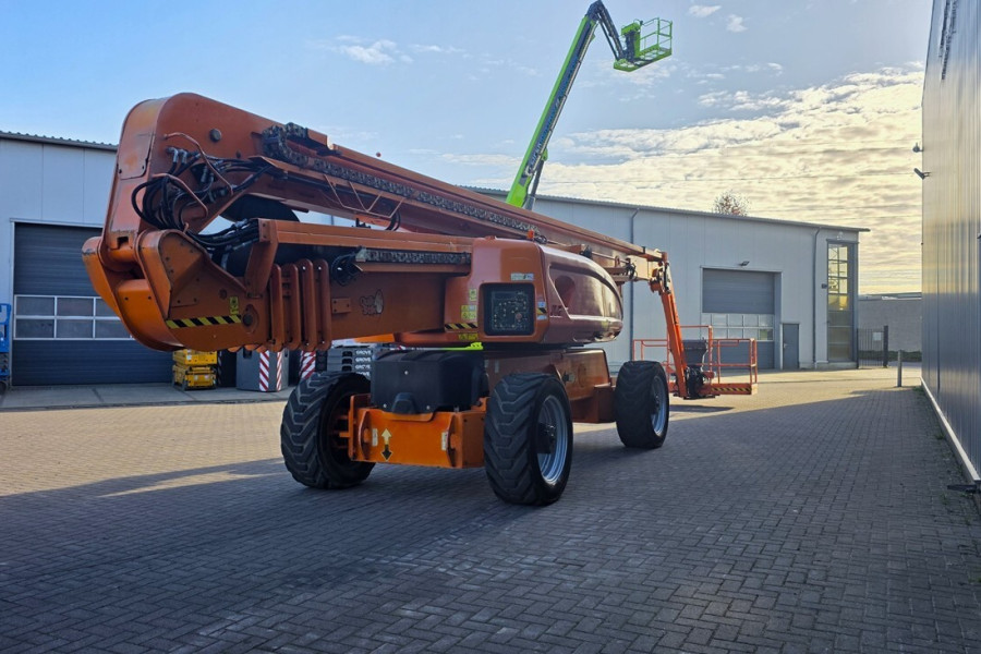 jlg-1250ajp-2008-nr-90439-3-1776755907BypYQ.jpg