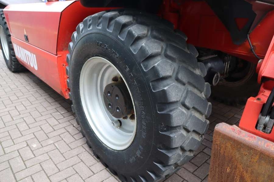 Manitou-MRT3050-2008-nr-90433-(7).jpg