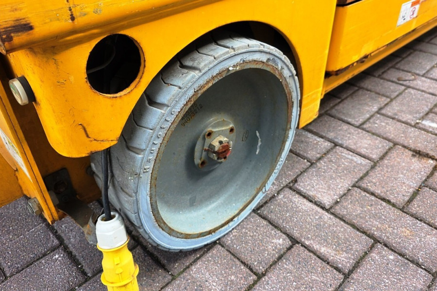 Haulotte-compact-10-nr90630-(8).jpg