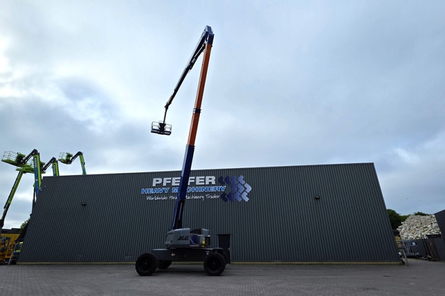 JLG-1250AJP-2009-nr-90431-(18).jpg