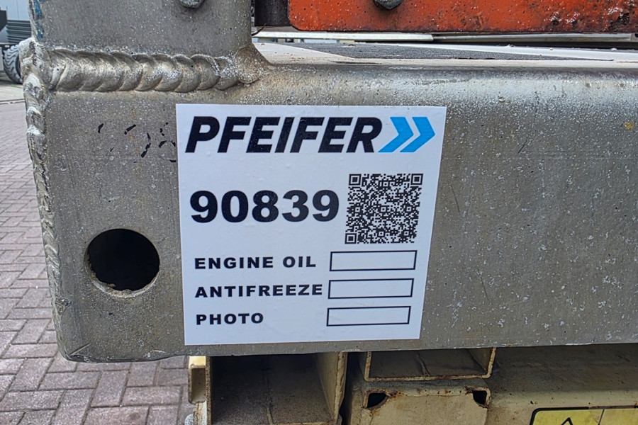 JLG-2630ES-2011-nr-90839-(2).jpg