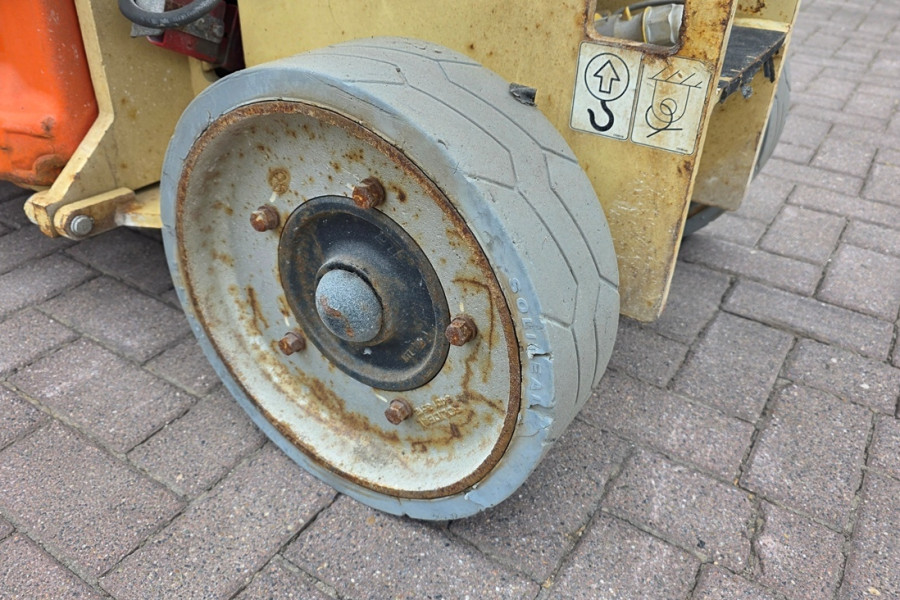 JLG-2630ES-2011-nr-90839-(6).jpg