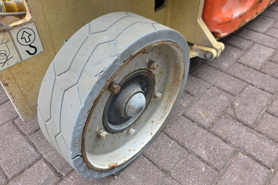 JLG-2630ES-2011-nr-90839-(7).jpg