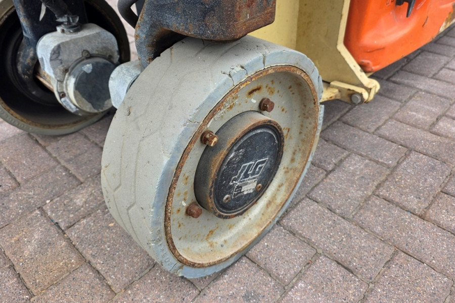 JLG-2630ES-2011-nr-90839-(9).jpg
