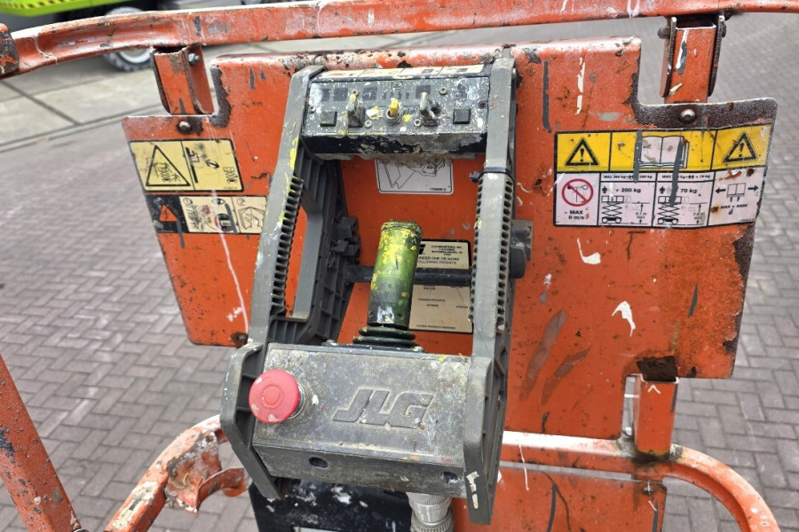 JLG-2630ES-2011-nr-90839-(15).jpg