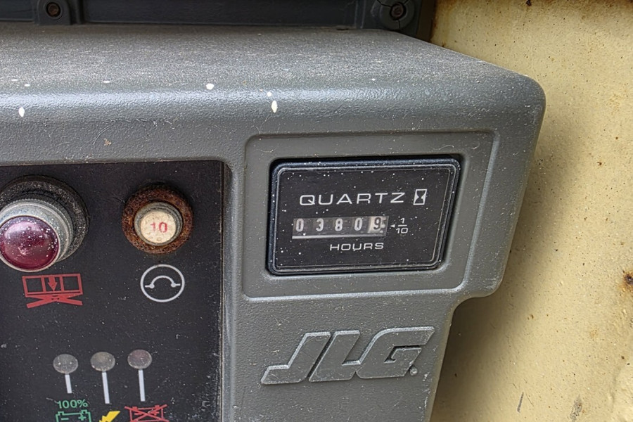 JLG-2630ES-2012-nr-90840-(8).jpg