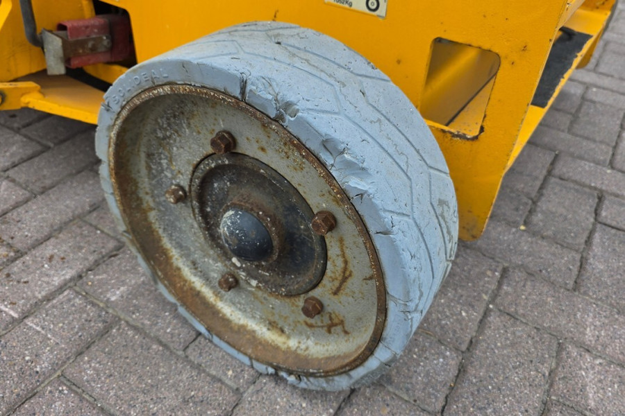 JLG-3246ES-2011-nr-90841-(5).jpg