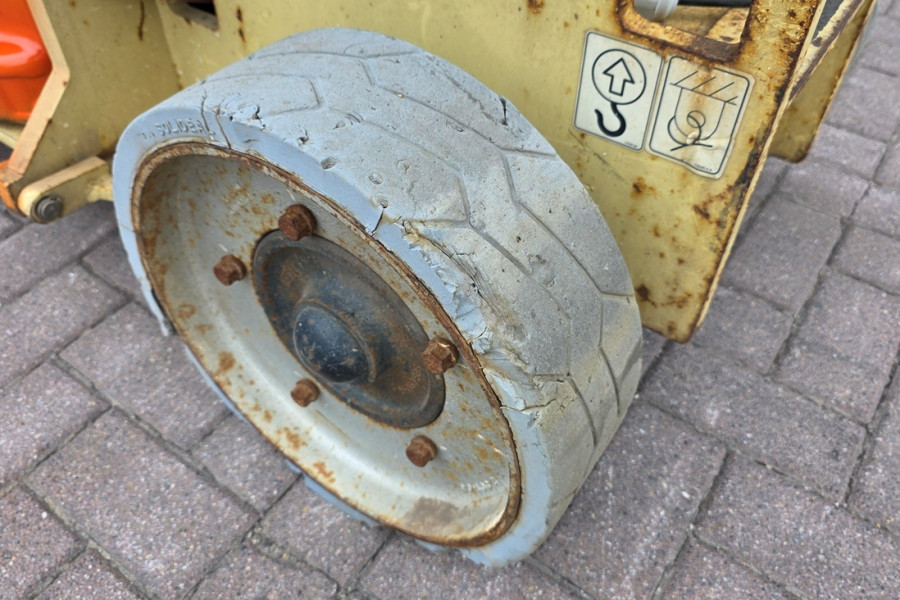 JLG-2630ES-2010-nr-90832-(5).jpg