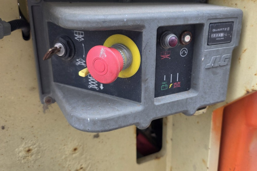 JLG-2630ES-2010-nr-90832-(7).jpg