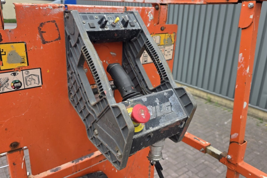 JLG-2630ES-2010-nr-90832-(11).jpg