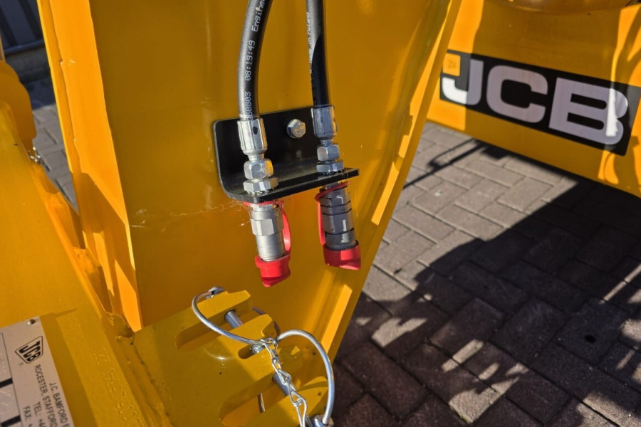JCB-540V180-2026-nr-64398-(12).jpg