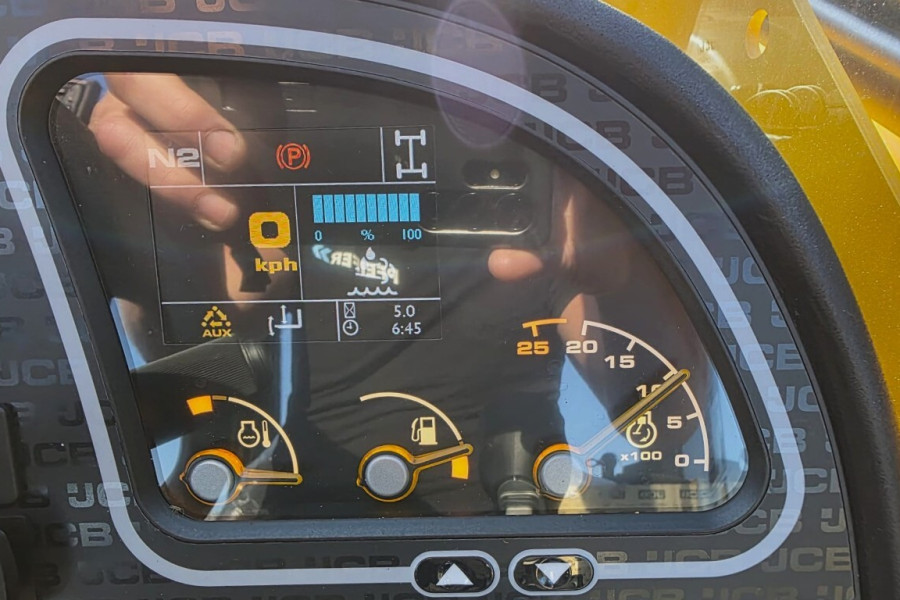 JCB-540V180-2026-nr-64398-(15).jpg