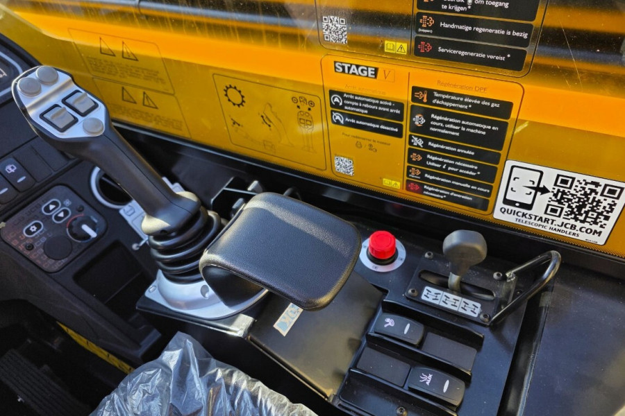 JCB-540V180-2026-nr-64398-(17).jpg