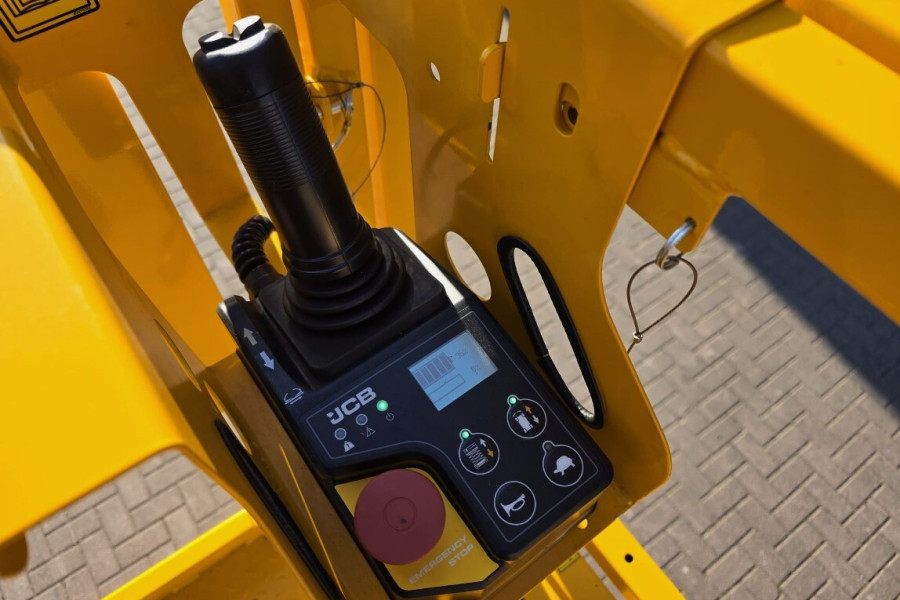 JCB-S4550E-2026-nr-64395--(15).jpg