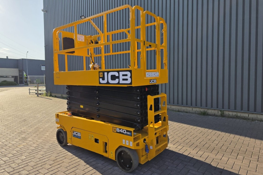 JCB-S4046E-2026-nr-64393-(8).jpg