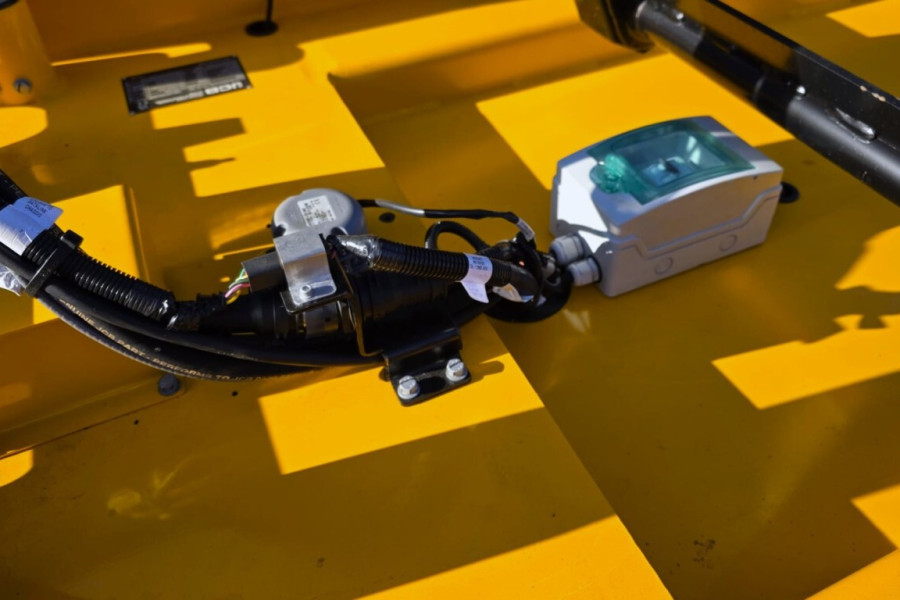 JCB-S4046E-2026-nr-64393-(13).jpg