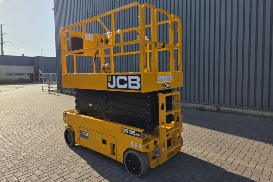 JCB-S3246E-2026-nr-64397-(8).jpg