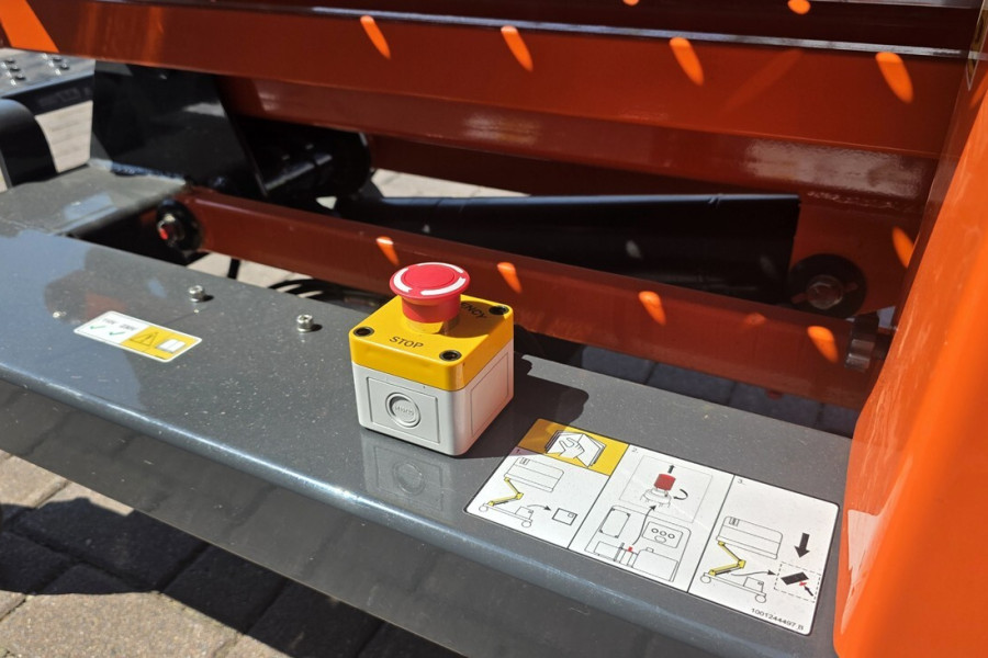 JLG-Power-Tower-2026-nr-90861-(7).jpg