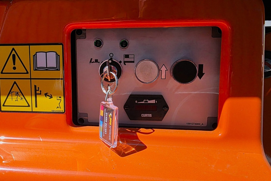 JLG-Power-Tower-2026-nr-90861-(8).jpg