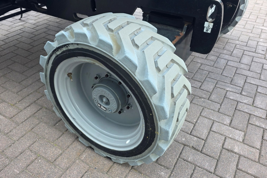 Genie-Z-45FE-2021-nr-64406-(7).jpg