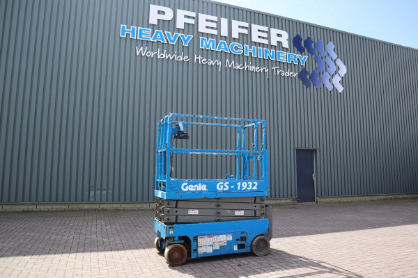 Genie-GS1932-2010-nr-90767-(1).jpg