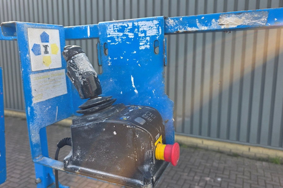 Genie-GS1932-2010-nr-90797-(14).jpg