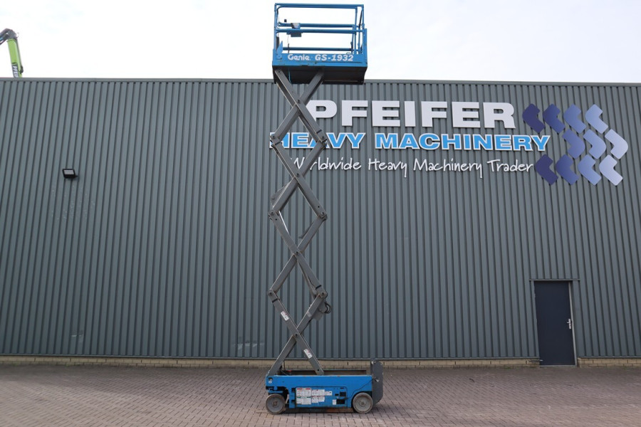 Genie-GS1932-2009-nr-90759-(14).jpg