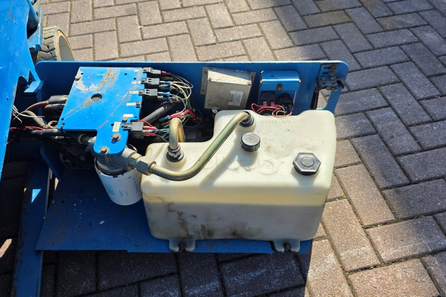Genie-GS1932-2004-nr-90758-(8).jpg