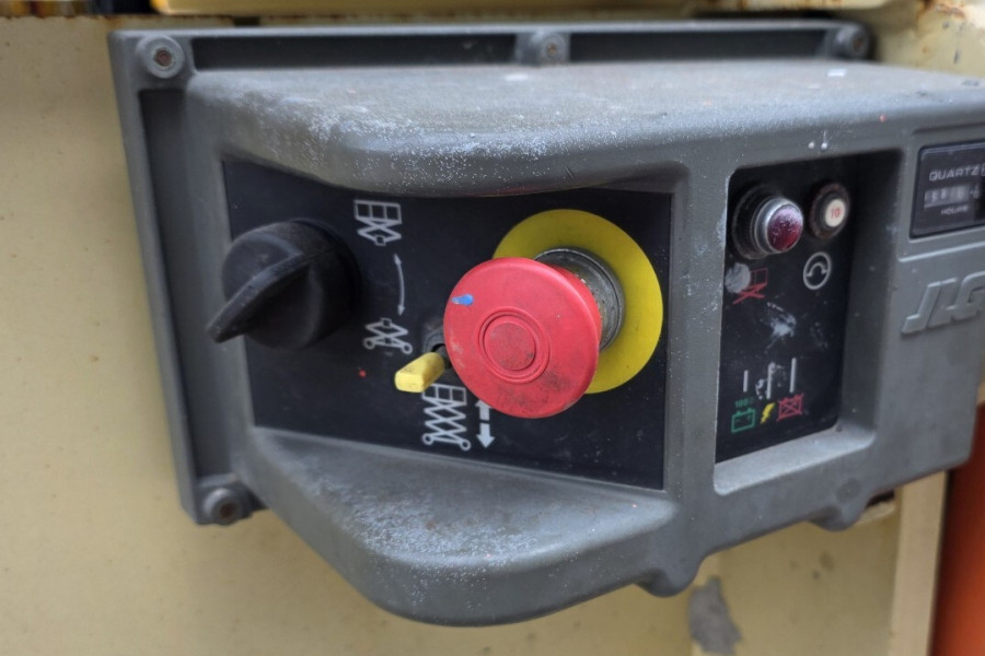 JLG-3246ES-2011-nr-90845-(7).jpg