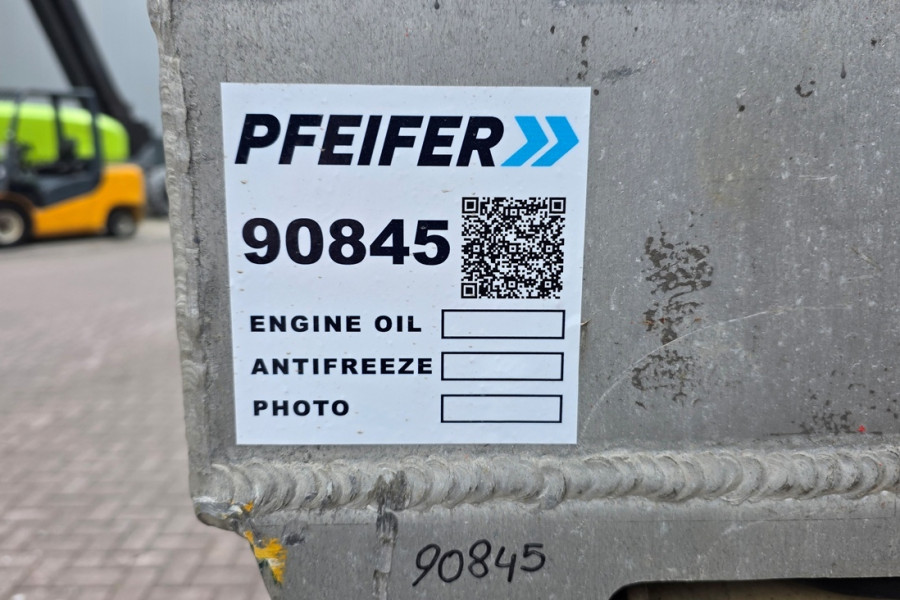 JLG-3246ES-2011-nr-90845-(15).jpg