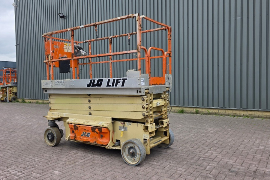 JLG-3246ES-2011-nr-90843-(4).jpg