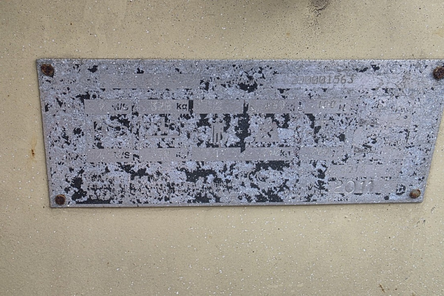 JLG-3246ES-2011-nr-90843-(11).jpg