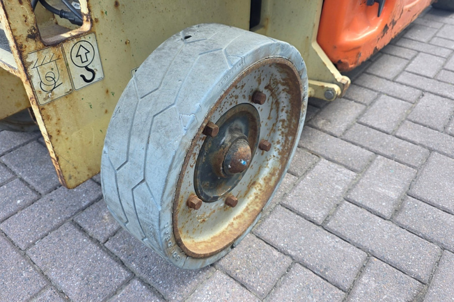 JLG-2630ES-2011-nr-90837-(7).jpg