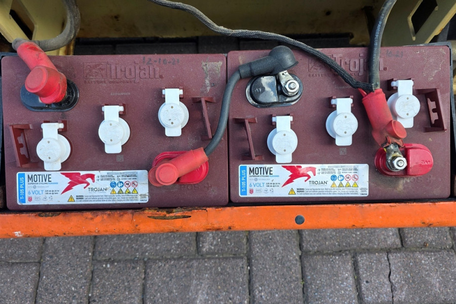 JLG-2630ES-2011-nr-90837-(11).jpg