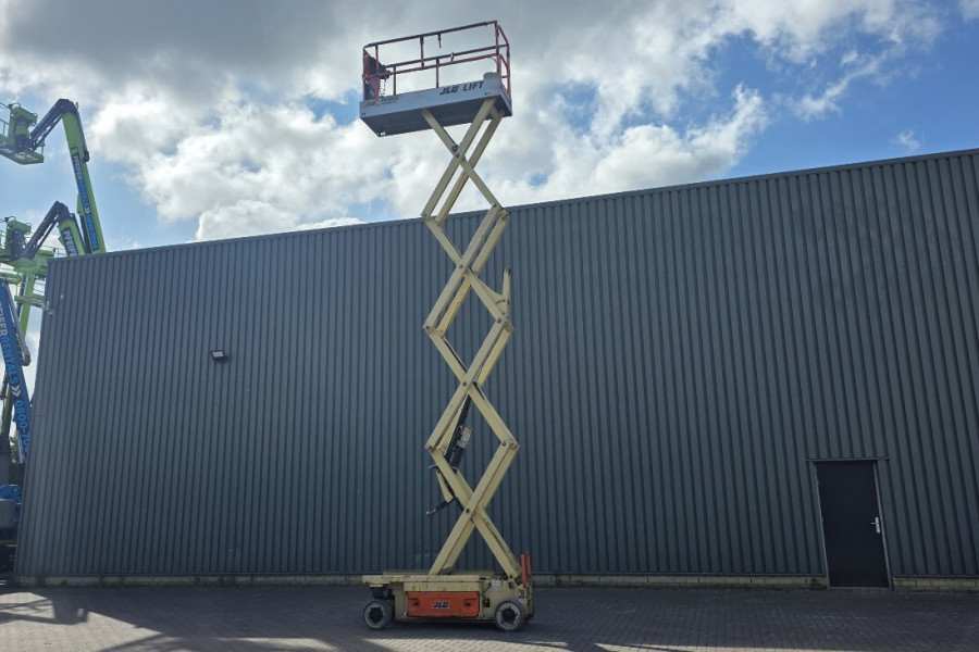 JLG-2630ES-2011-nr-90837-(16).jpg
