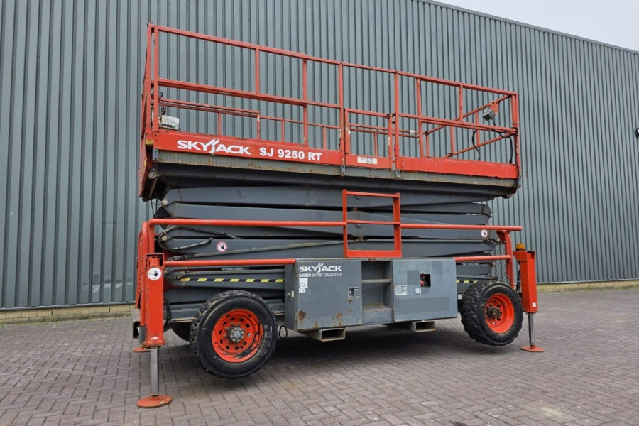 Skyjack-SJ9250RT-90452-(18).jpg