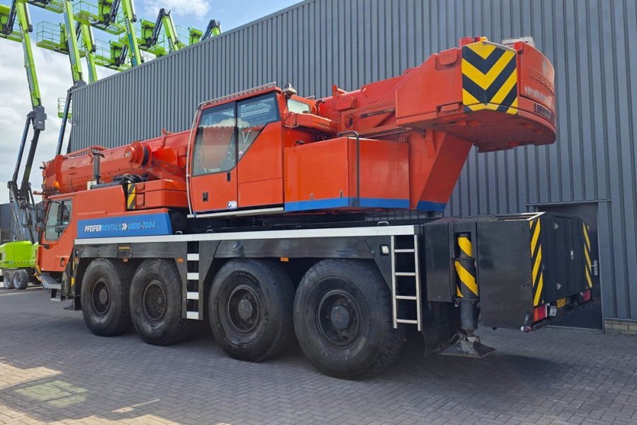 Liebherr-LTM1070-4-1-2006-nr-64408-(4).jpg