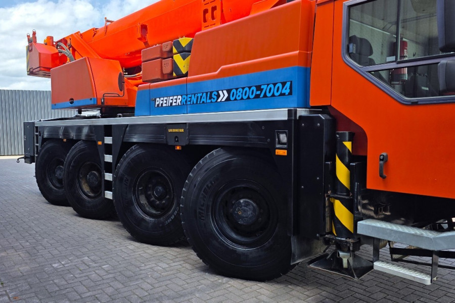 Liebherr-LTM1070-4-1-2006-nr-64408-(13).jpg