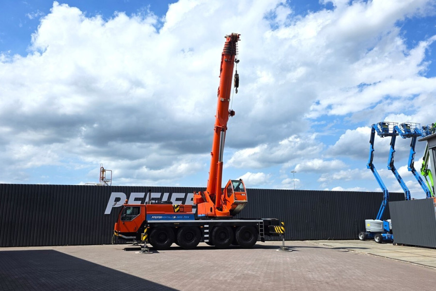 Liebherr-LTM1070-4-1-2006-nr-64408-(27).jpg
