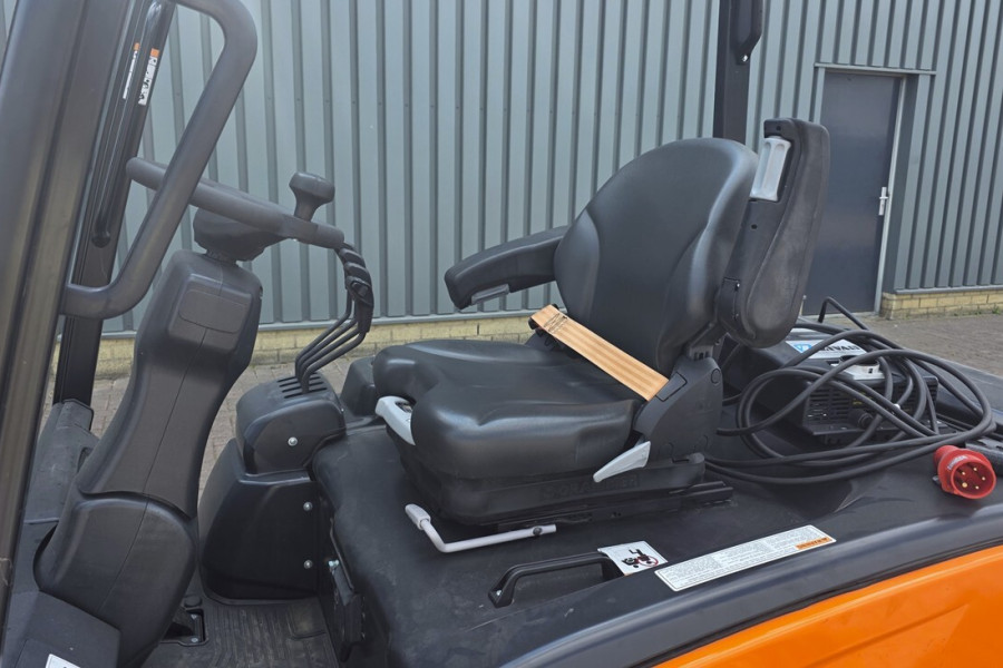 Doosan-B30X-7-Plus-2023-nr-90423-(13).jpg