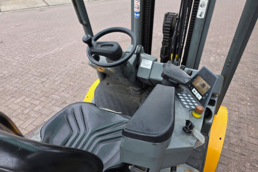 Jungheinrich-DFG435S-2011-nr-90805-(6).jpg